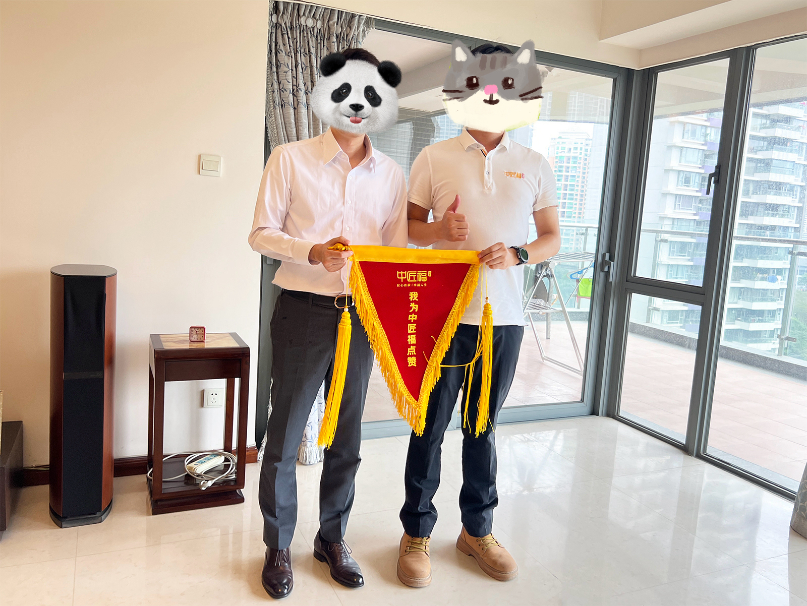 00.jpg
