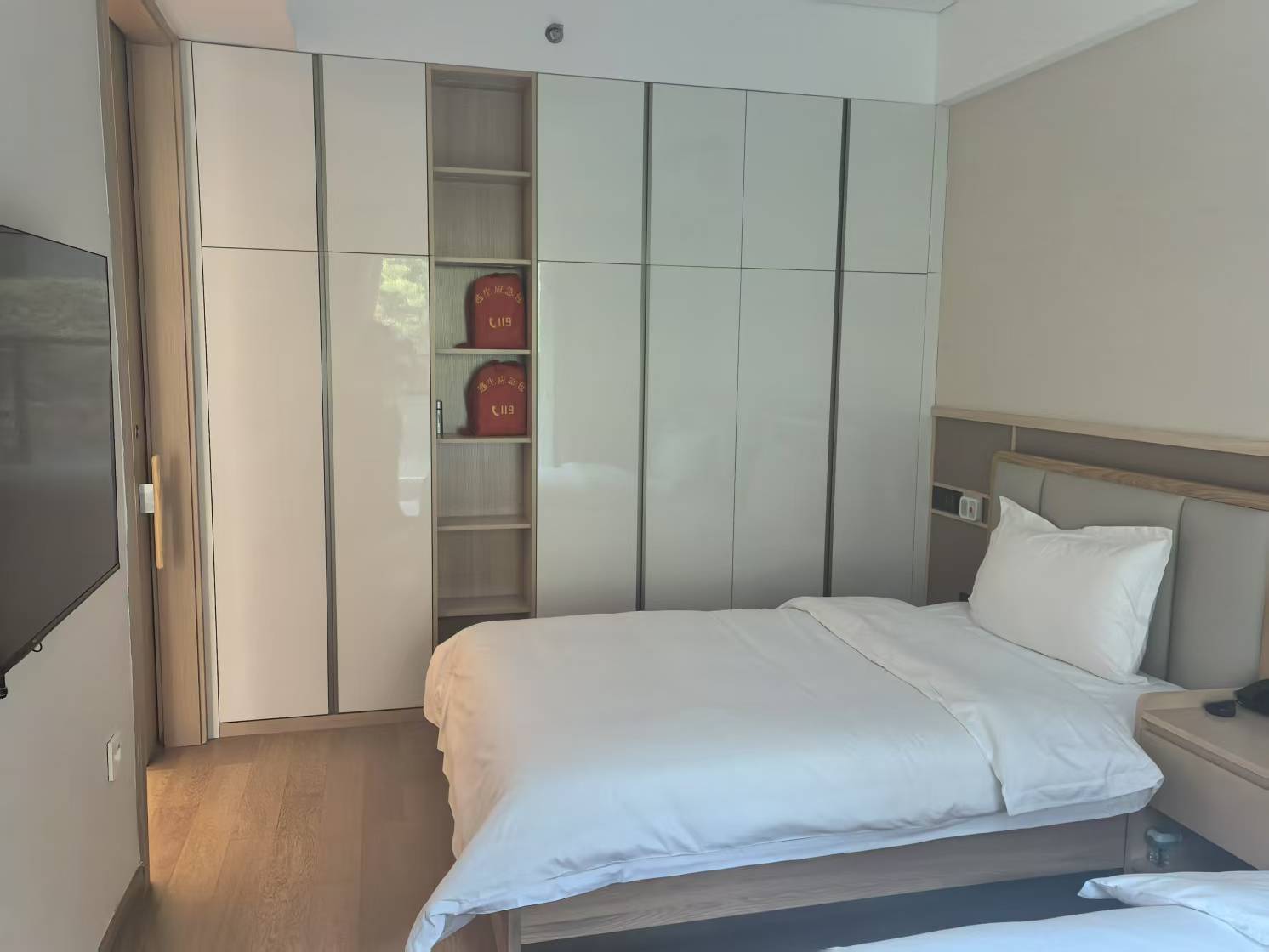 1747030051944556.jpg 微信图片_20250509133732.jpg