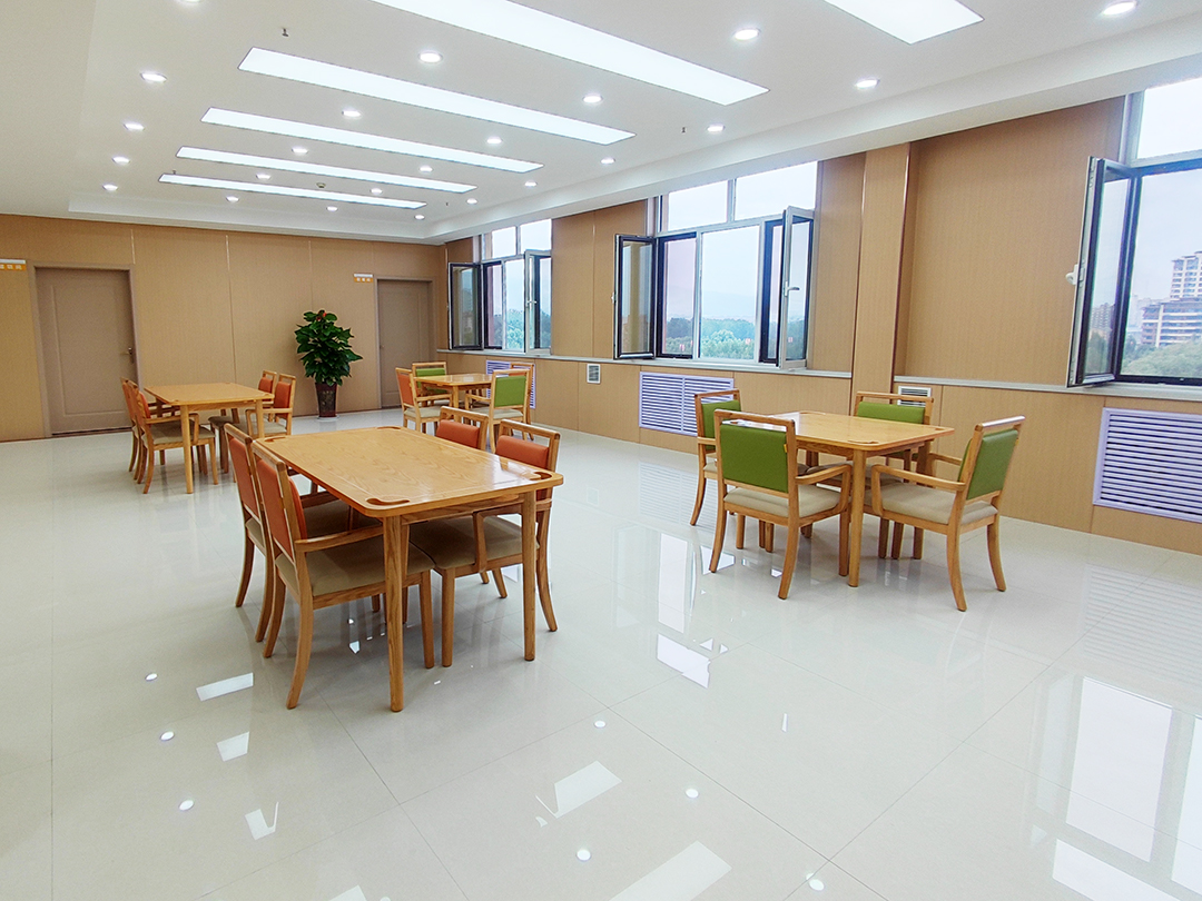 适老餐桌 适老餐桌