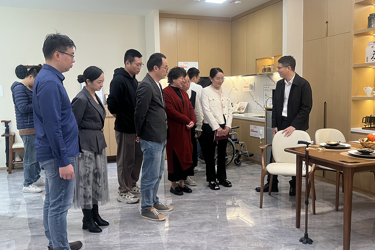 1764749631421180.jpg 3.jpg