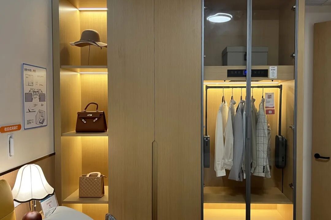 1775718595600659.jpg 6408.jpg